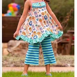 Wildflower 2 piece outfit size 12